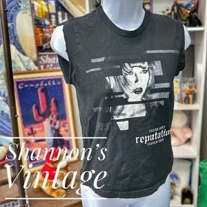 Taylor Swift Reputation stadium tour sz small sleeveless tee A9